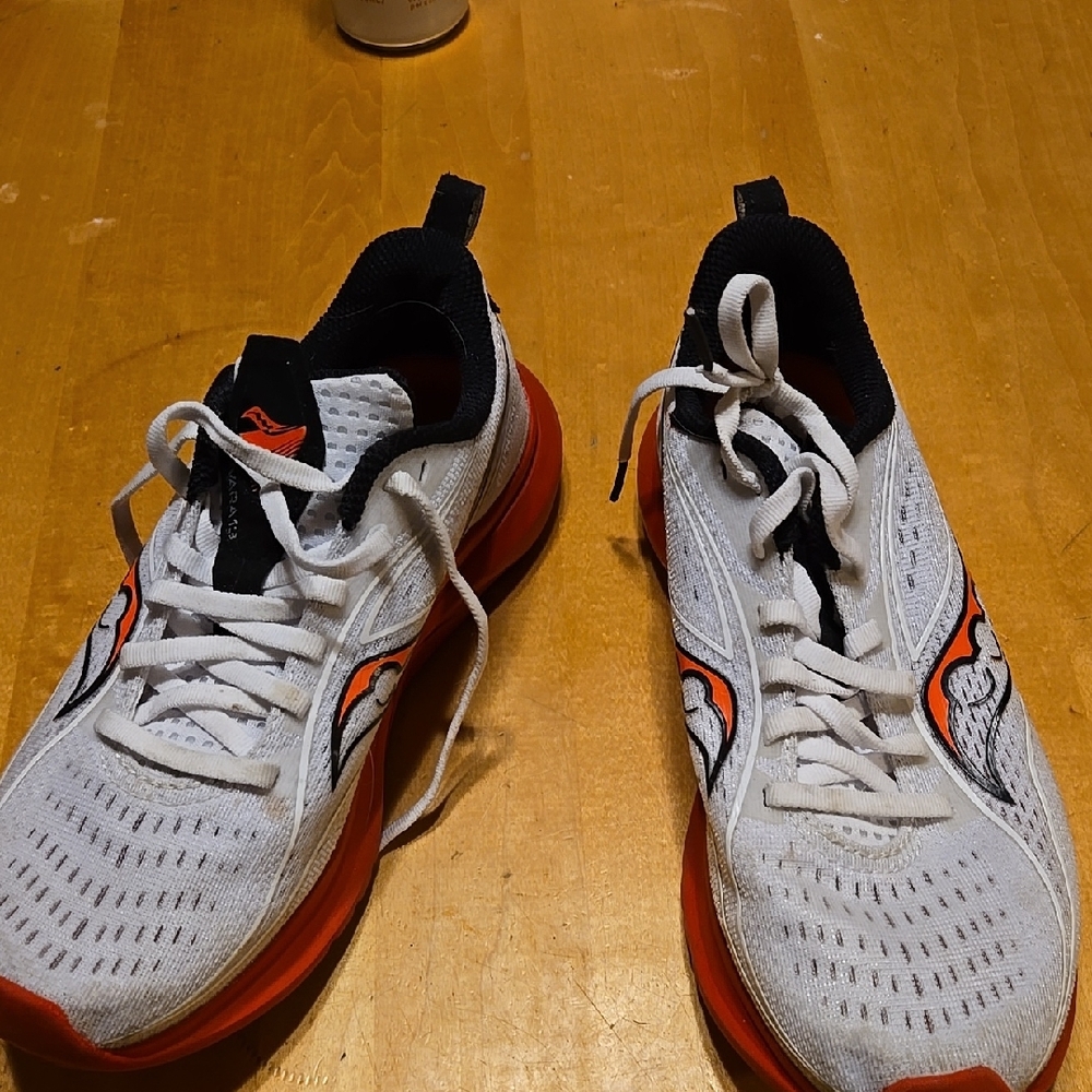 Saucony White Red Athletic Running Shoes